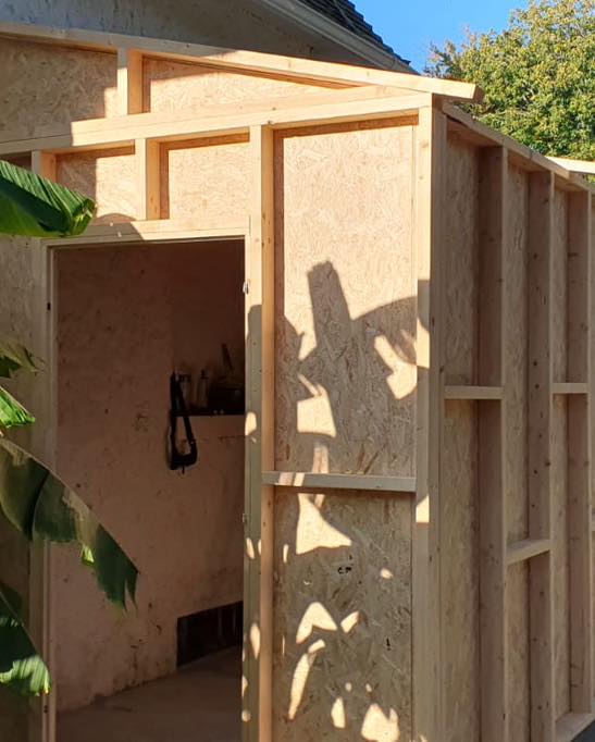 creation-d-un-cabanon-de-jardin